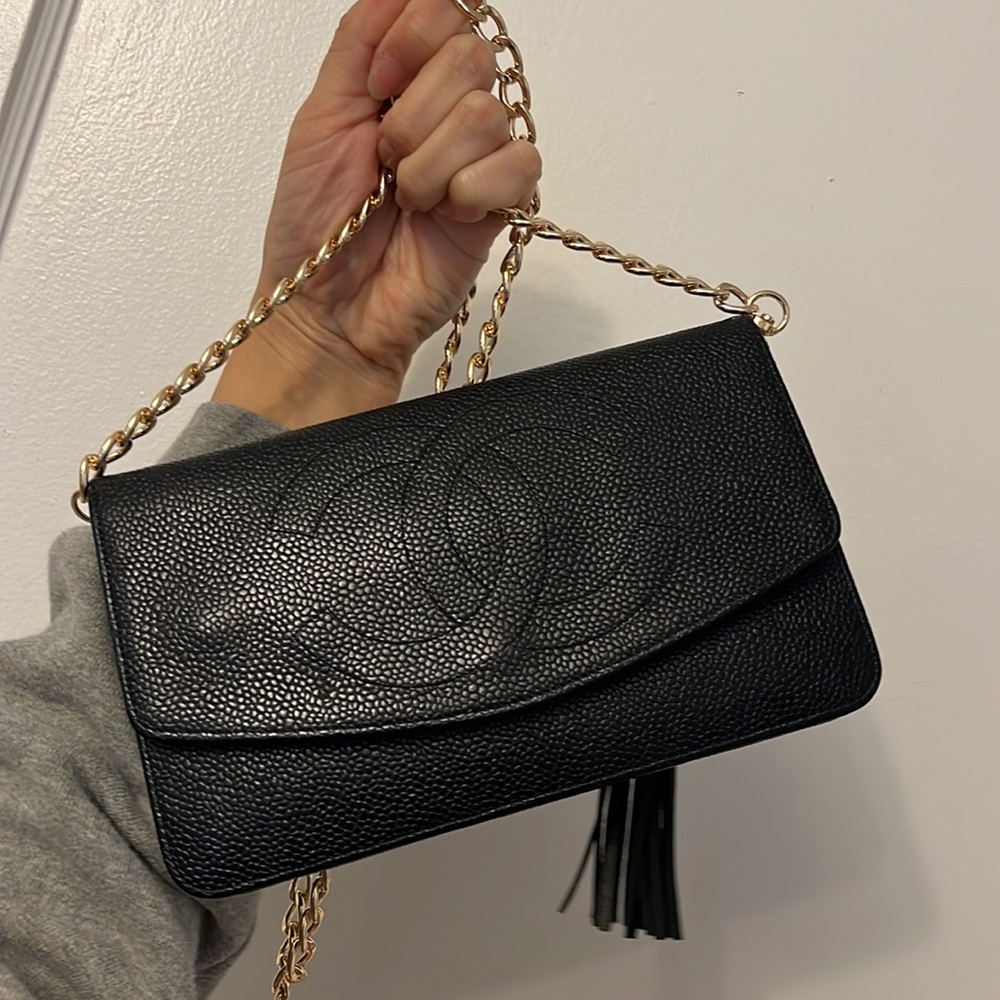 CHANEL Vintage Wallet on Chain Caviar Crossbody Authentic - Picture 4 of 17